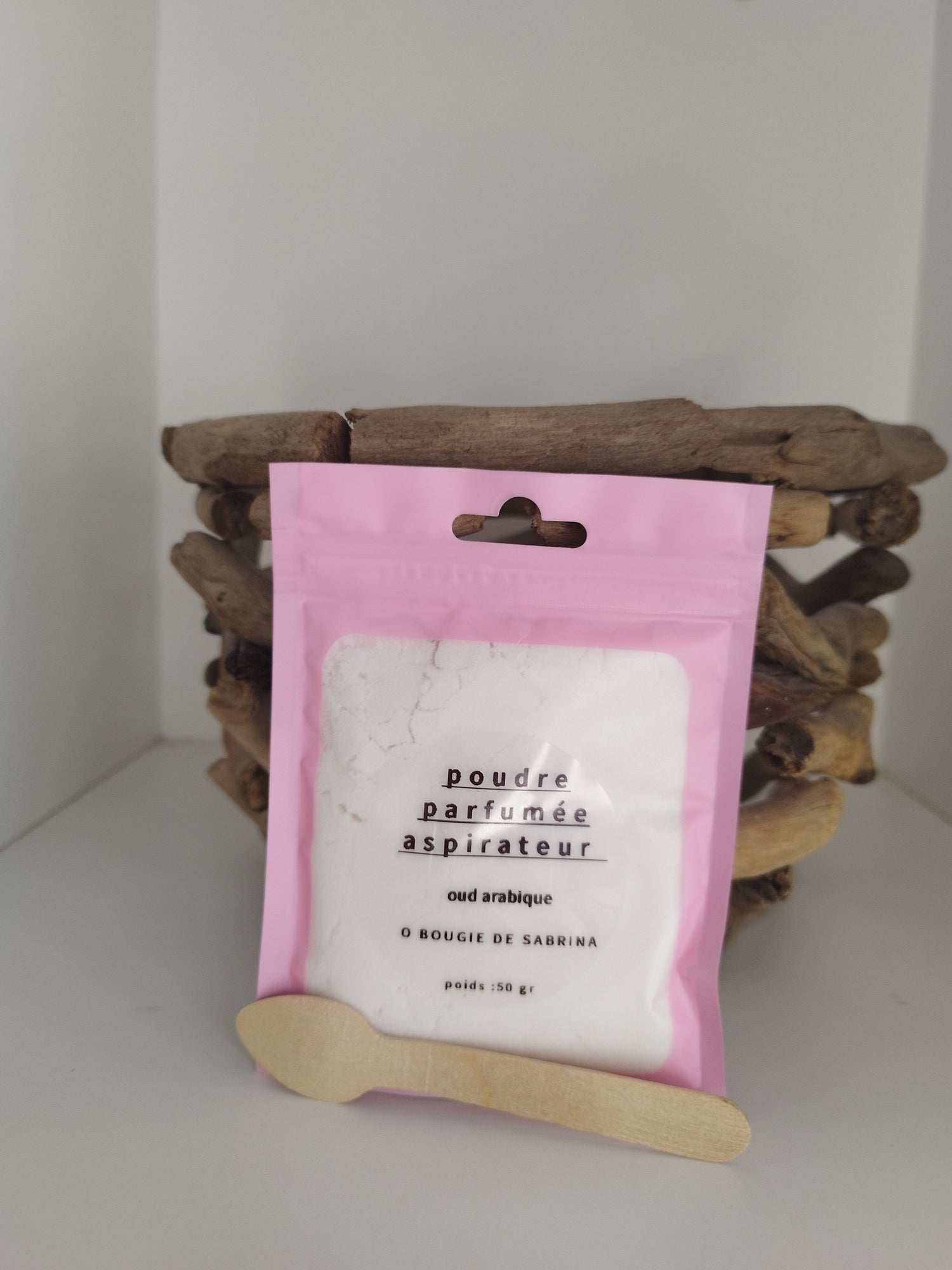 Les poudres parfumées (aspirateur, désodorisant poubelle, etc.)